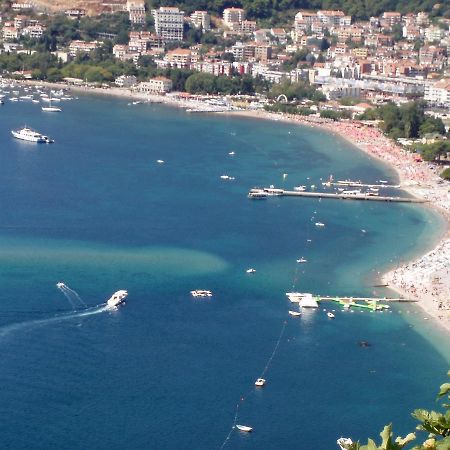 Lux Beach Apartment Budva Buitenkant foto