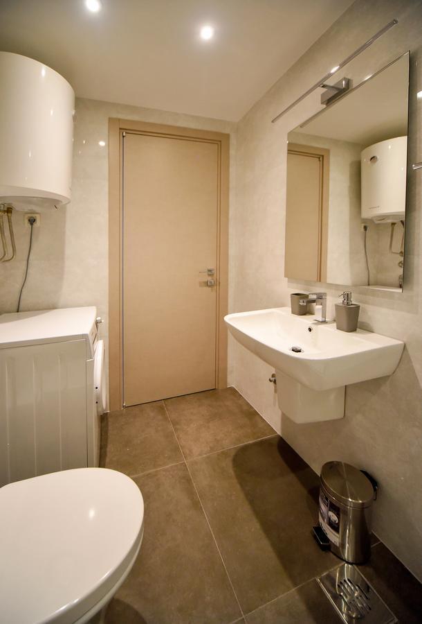 Lux Beach Apartment Budva Buitenkant foto