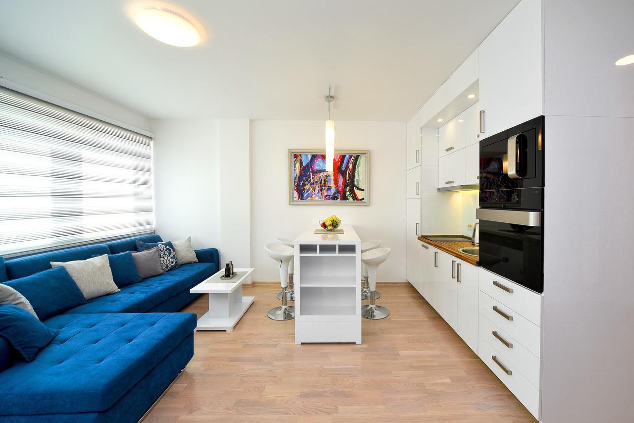 Lux Beach Apartment Budva Buitenkant foto